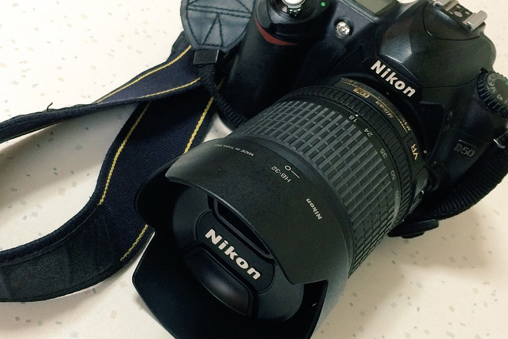 Nikonの標準ズームレンズ AF-S DX NIKKOR 18-105mm f/3.5-5.6G