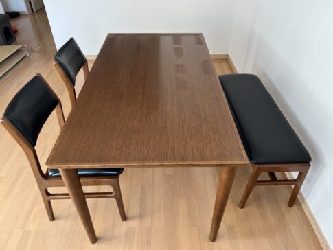 カリモク60のダイニングセット