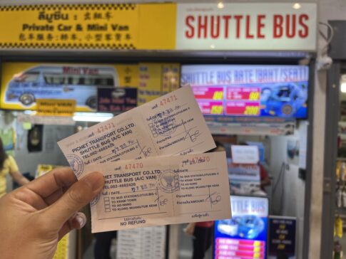 クラビ空港かアオナンビーチへ行くシャトルバスのチケット