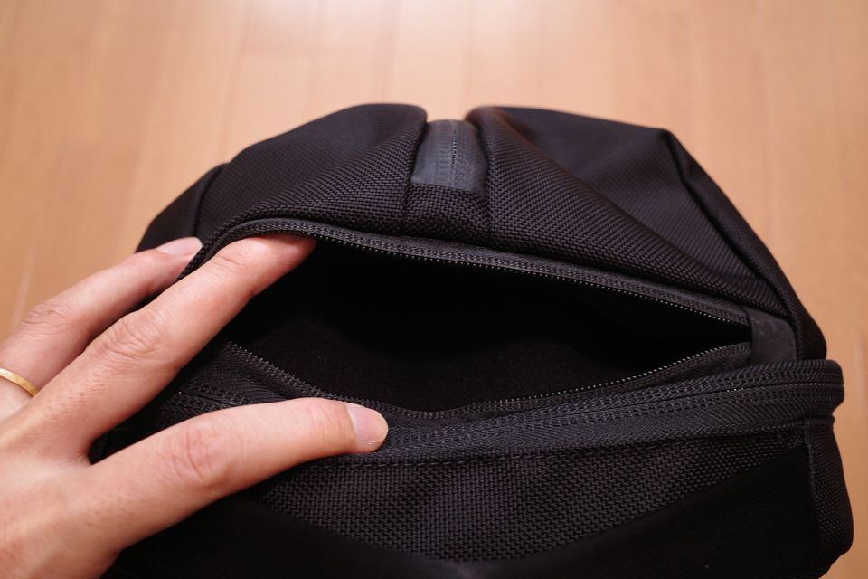 AerのFit Pack 3のサブポケット