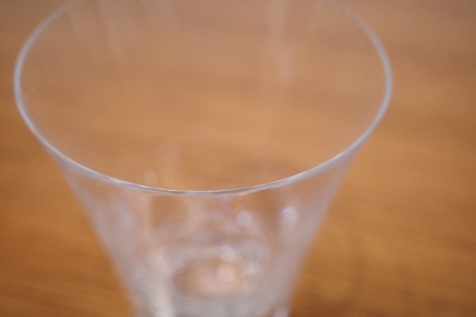 バカラの飲み口