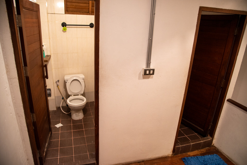 The Street Hostel Bangkokのトイレ