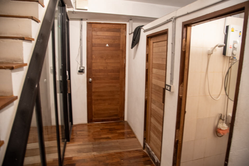 The Street Hostel Bangkokのシャワールーム