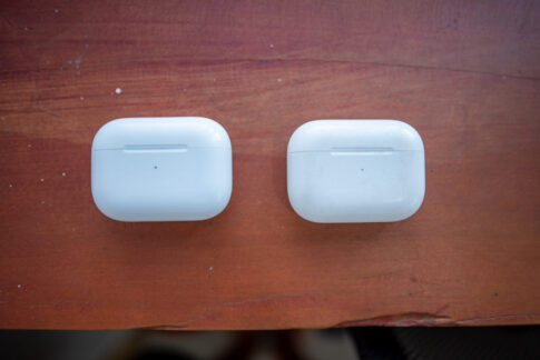 2つ並んだAirPods Pro