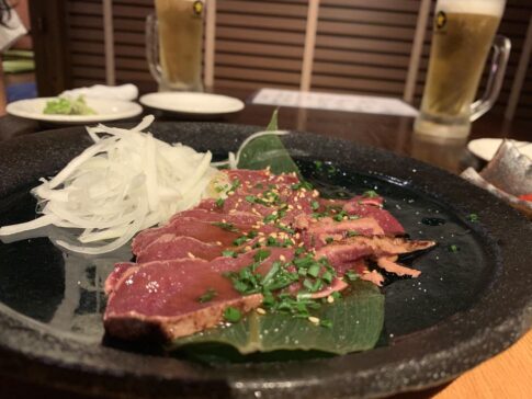 炙りレバ刺し
