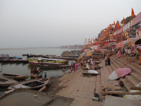 ガンジスの夜明け