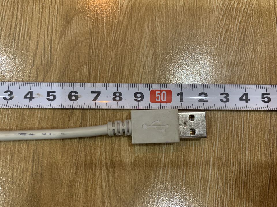 BOSEのBluetoothスピーカーSoundLink Microの充電ケーブルの長さ