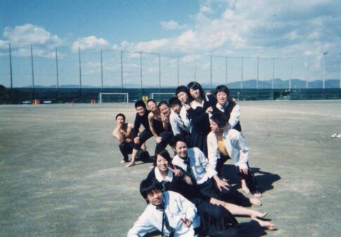 テスト休みで弾ける生徒