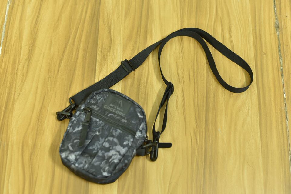 グレゴリーのシングルポケットS　ブラックタスペトリー