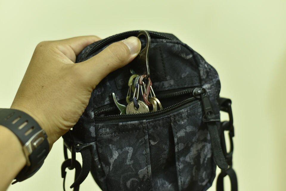 グレゴリーのシングルポケットSの外側ポケット