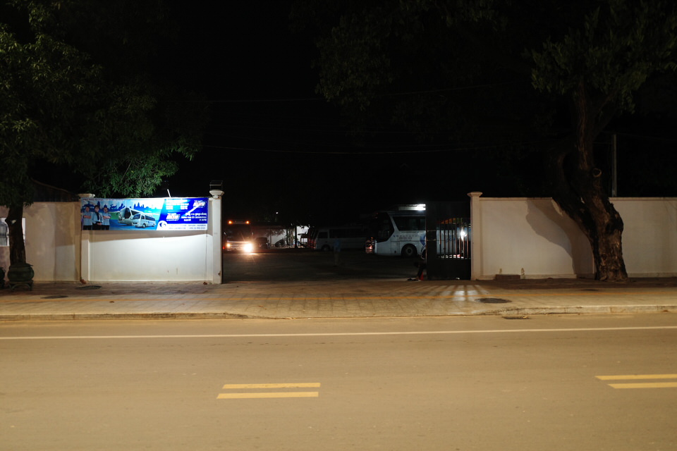 シェムリアップのGiant Ibis正門