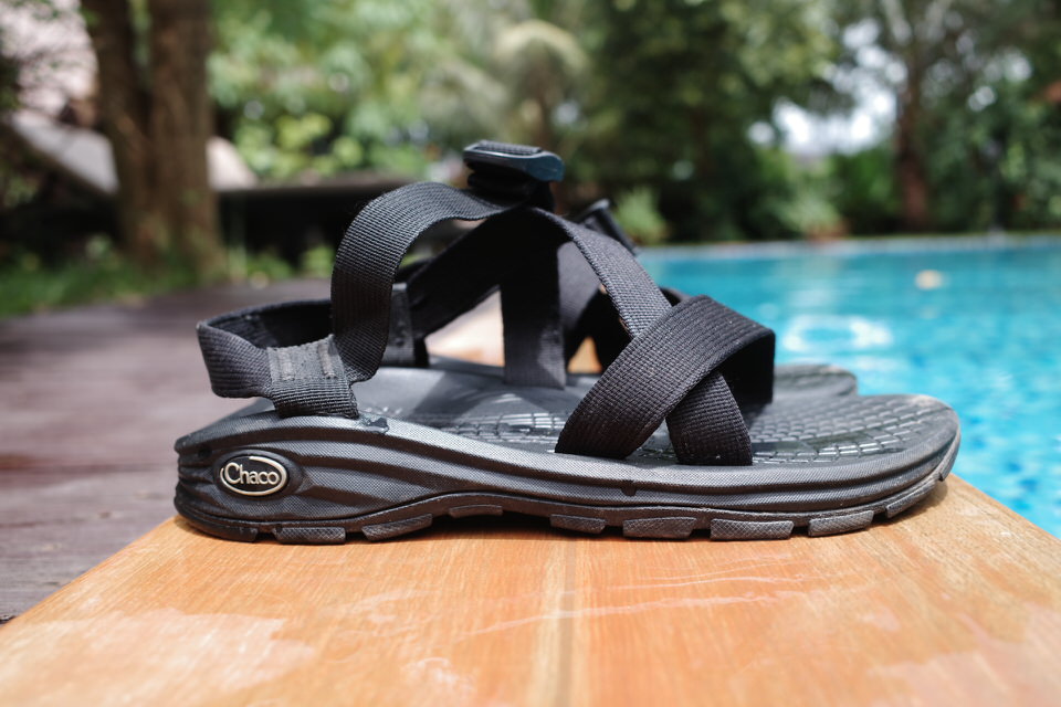 チャコのサンダル