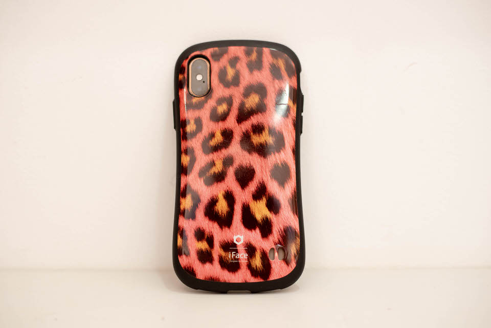 iPhoneケースはiFace First Class