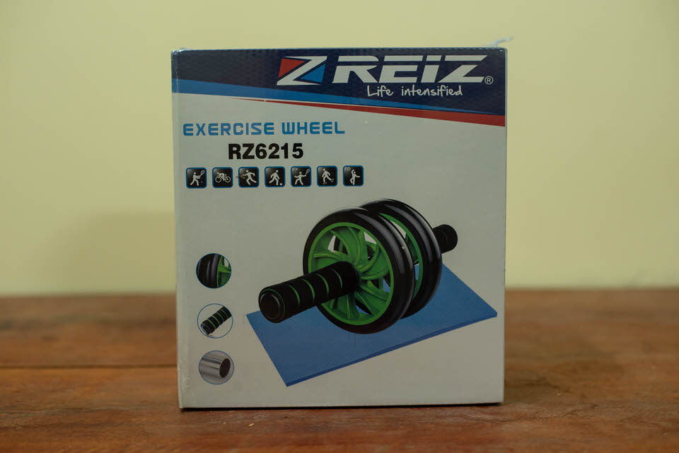 アブローラーの外箱