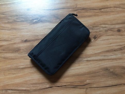 無印良品のパスポートケース