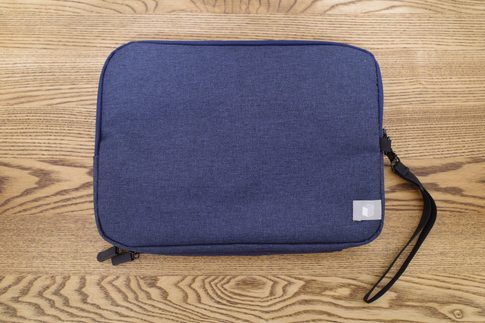 サンワダイレクトのガジェットポーチL