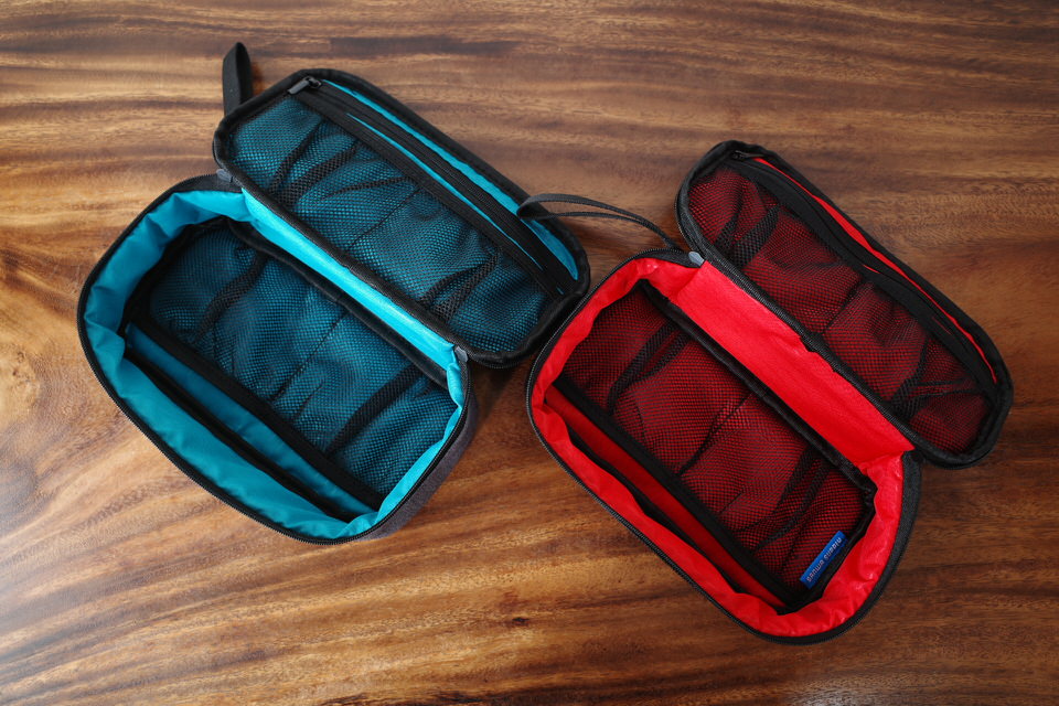 サンワダイレクトの収納ポーチの内装カラー