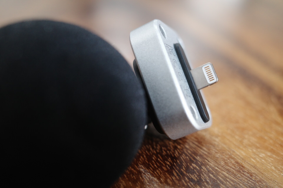SHURE MV88のLightning端子