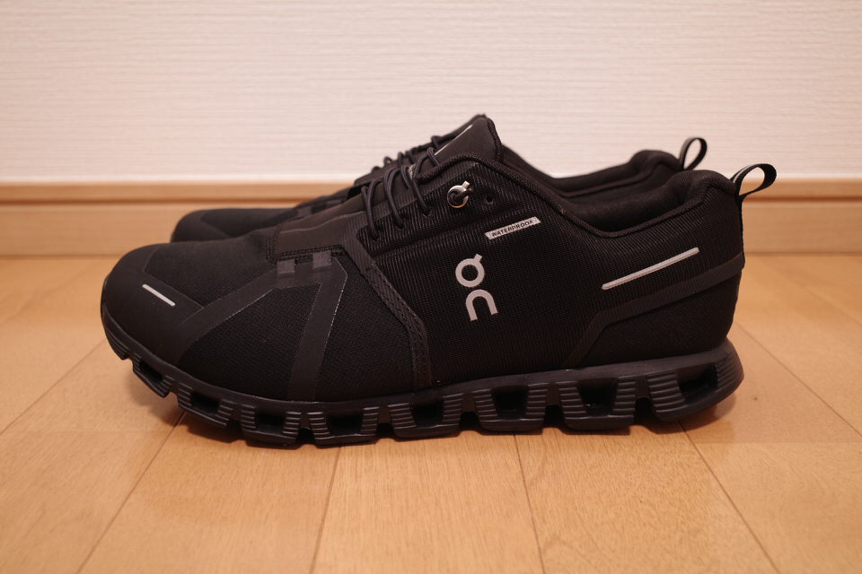 On Cloud5 Waterproofの側面