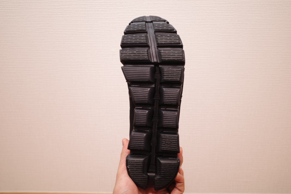 On Cloud5 Waterproofの裏側