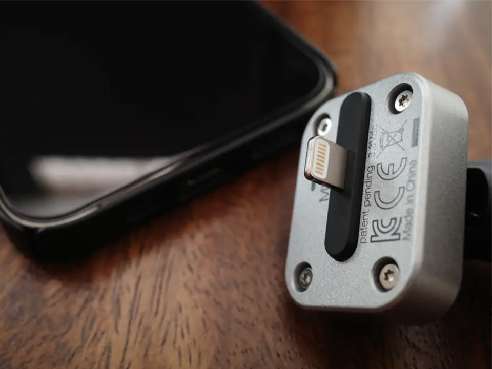 SHURE「MV88 MOTIVシリーズ」のLightning端子